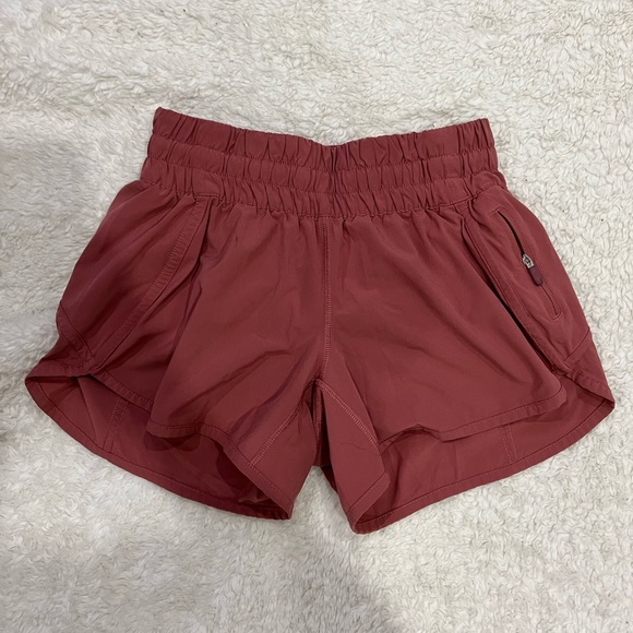 lululemon athletica Pants - Lululemon tracker shorts dusty rose
